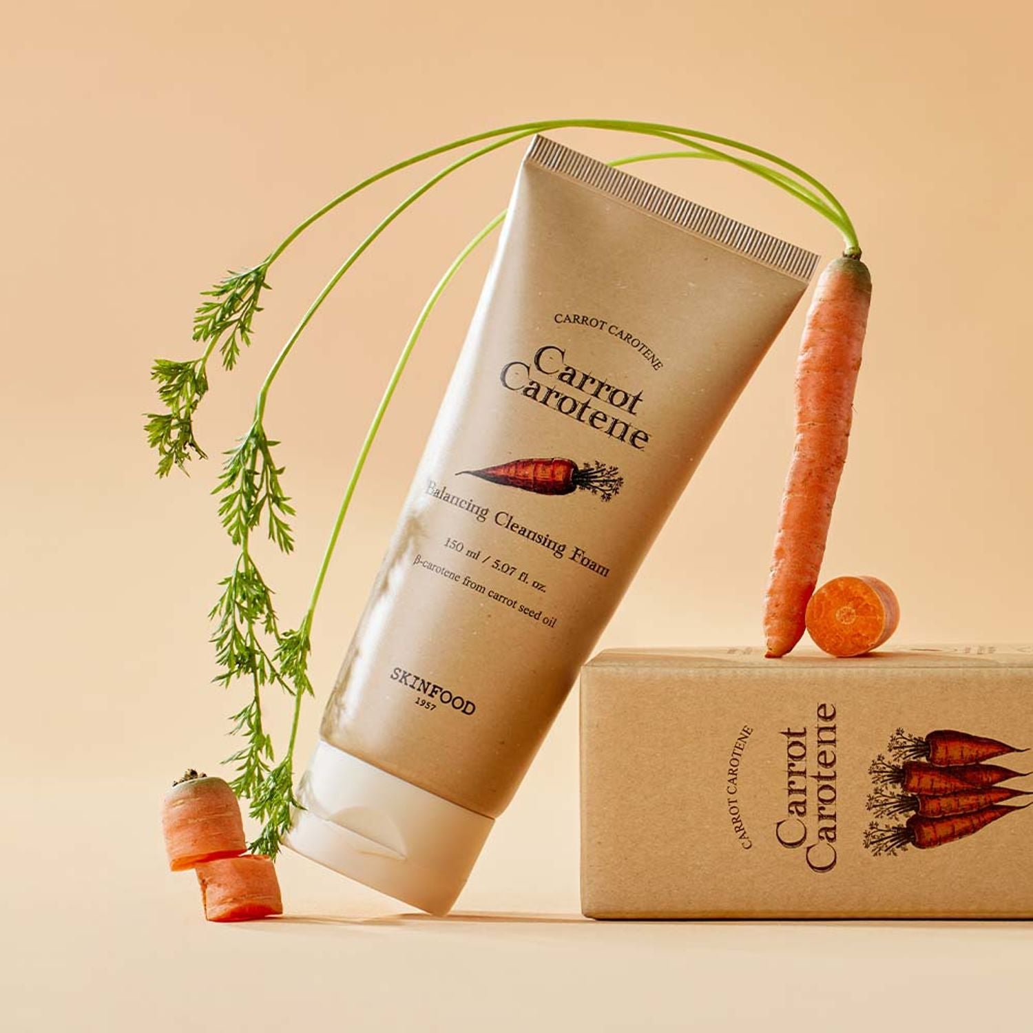 SKINFOOD CARROT CAROTENE CLEANSING FOAM